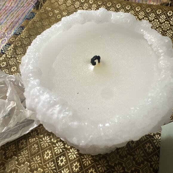 PartyLite Snow Pillar Discontinued C3688 Lightly Used With Box - Picture 3 of 5